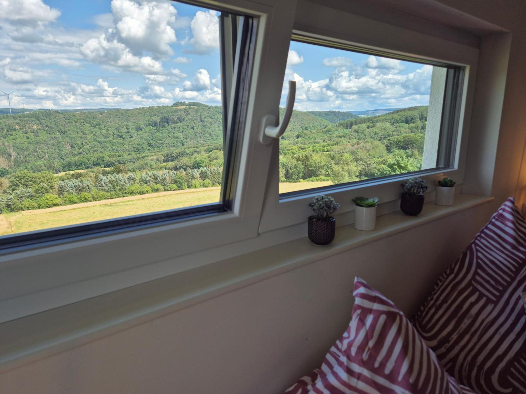 Serenity Vista Retreat Bnb Bescheid Экстерьер фото
