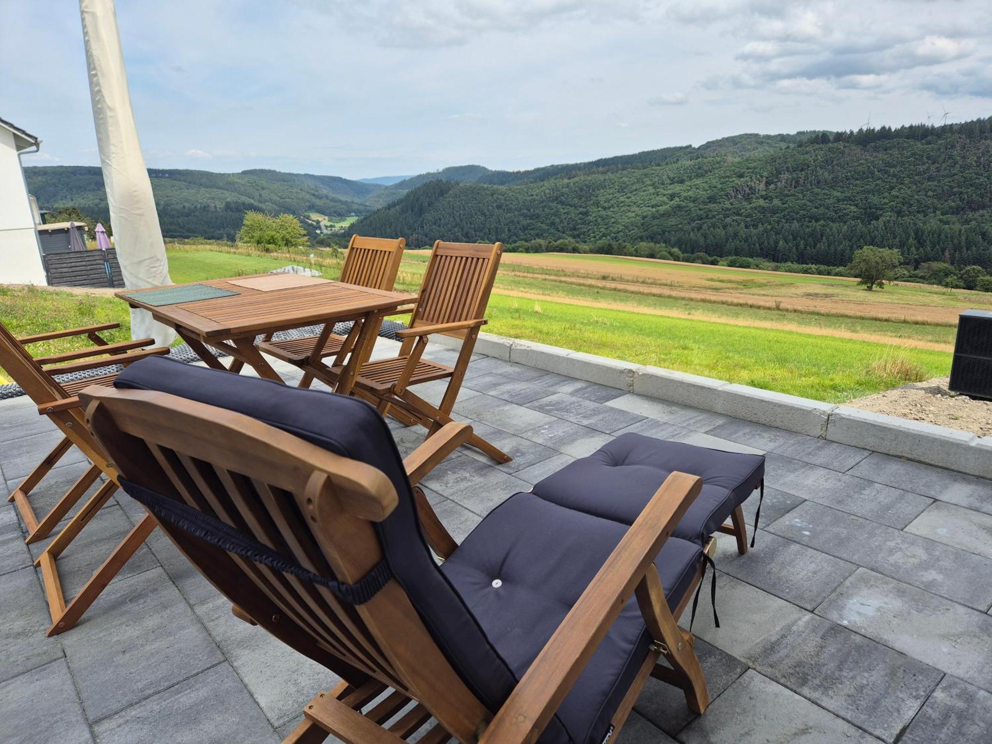 Serenity Vista Retreat Bnb Bescheid Экстерьер фото