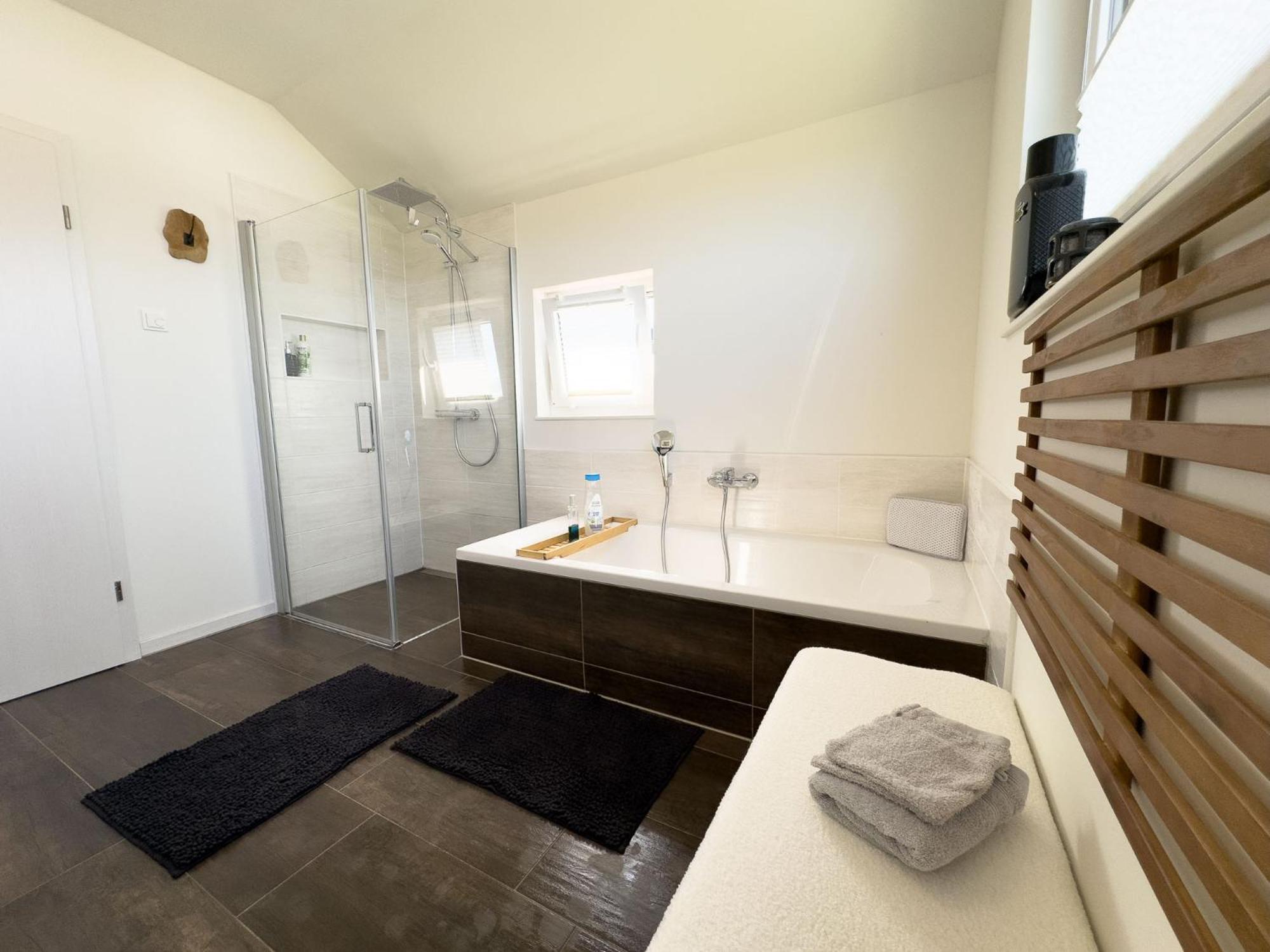 Serenity Vista Retreat Bnb Bescheid Экстерьер фото