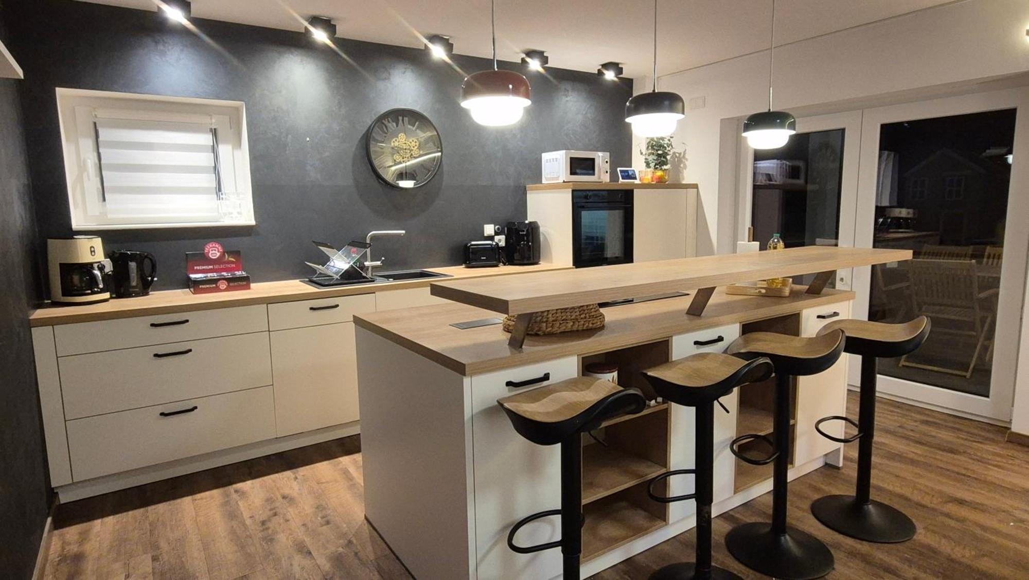 Serenity Vista Retreat Bnb Bescheid Экстерьер фото