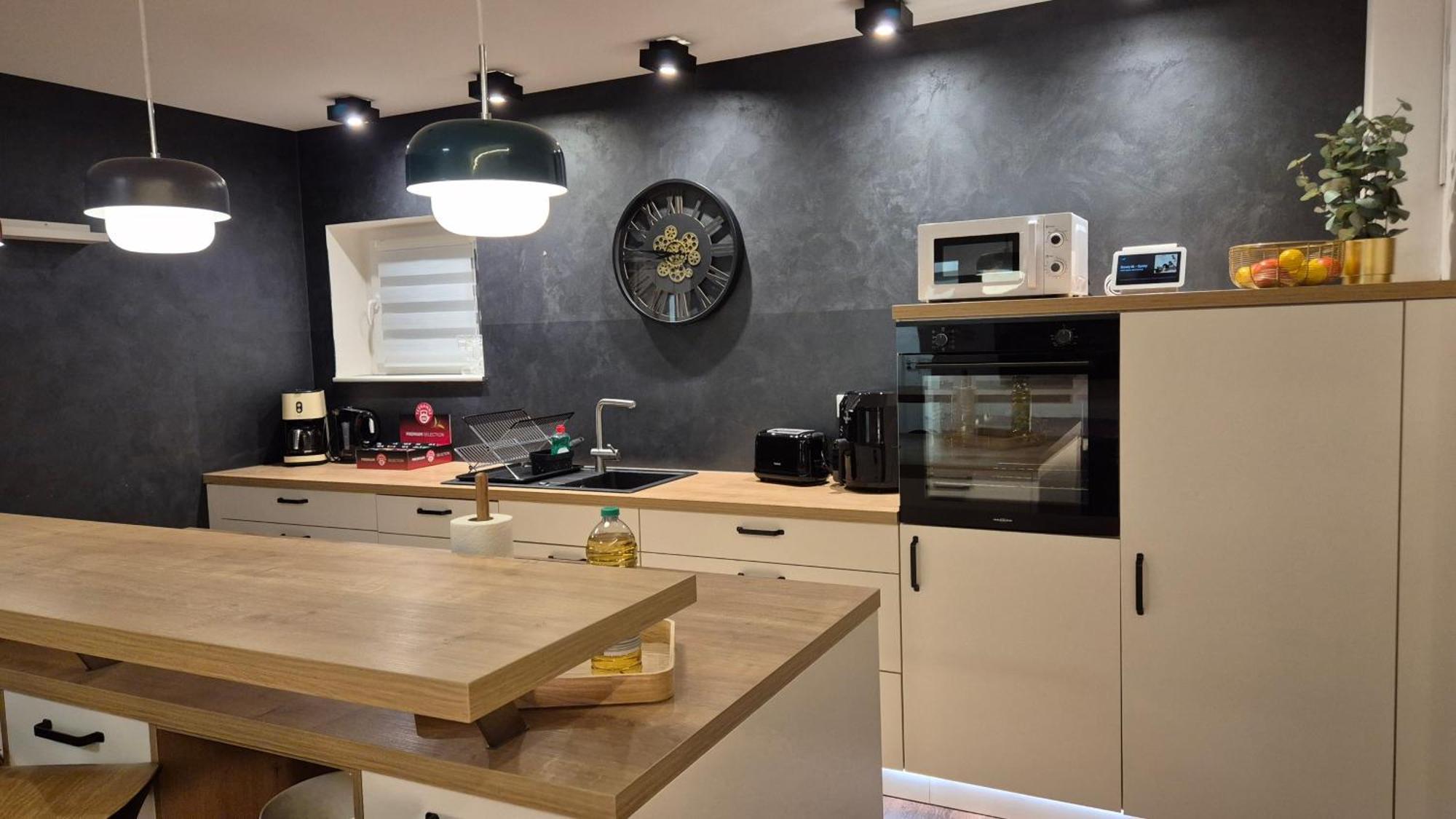 Serenity Vista Retreat Bnb Bescheid Экстерьер фото