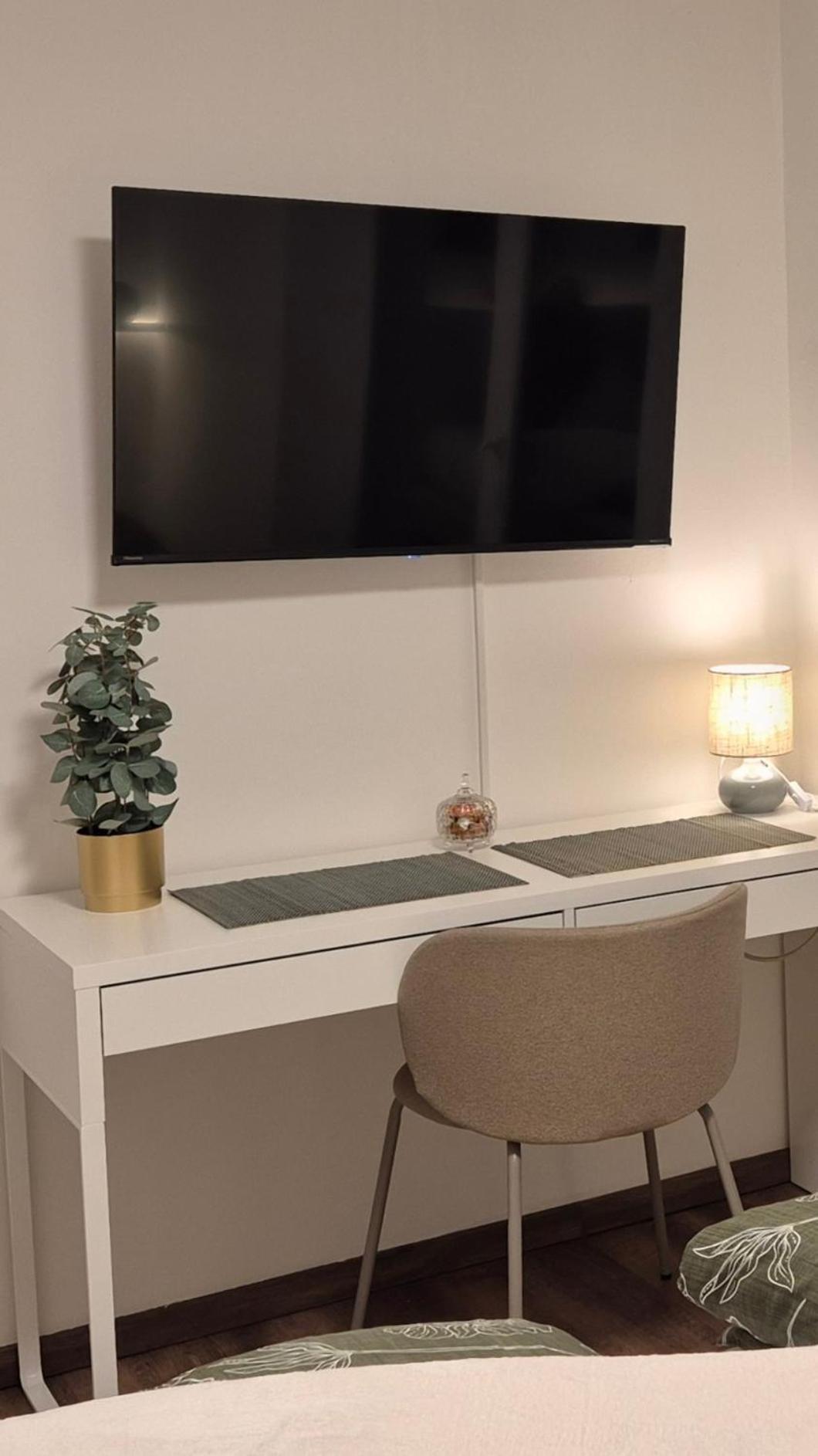 Serenity Vista Retreat Bnb Bescheid Экстерьер фото